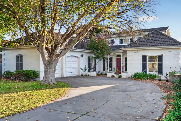 7 Meredith Avenue