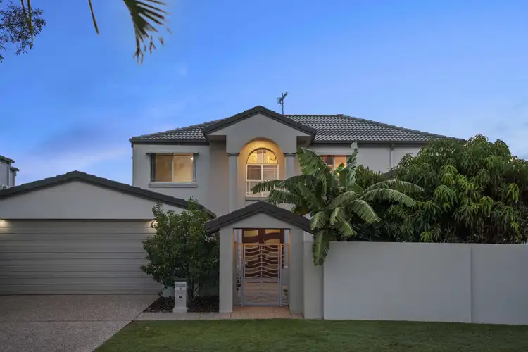 5 Westlake Court