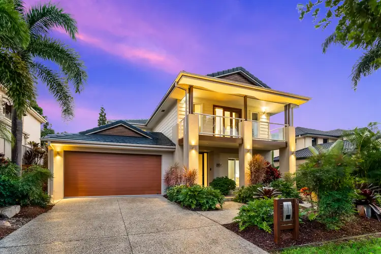 17 Hatia Place