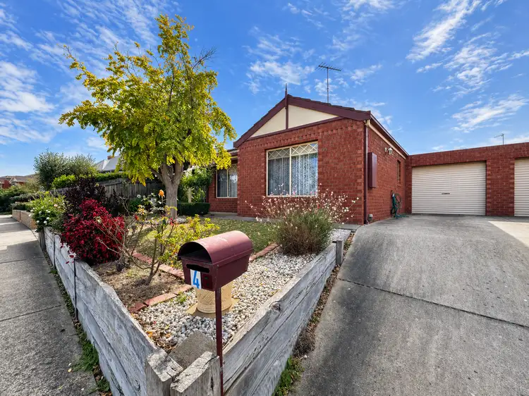 4 Molesworth Drive