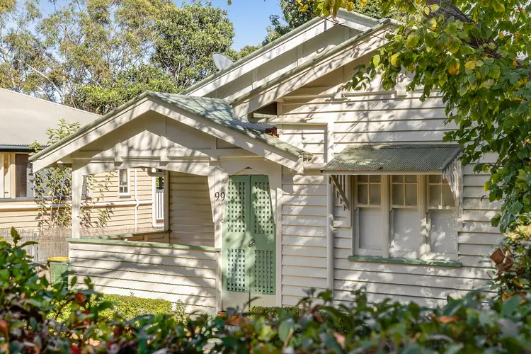 99 Ruthven Street