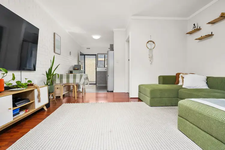30 Lorraine Place