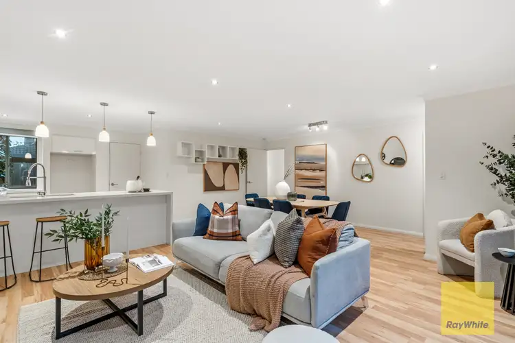 2/23-25 Sydenham Street