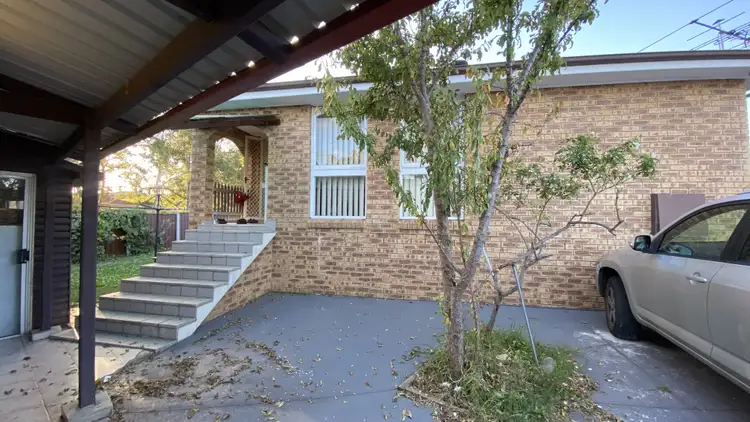 10 Conrad Street