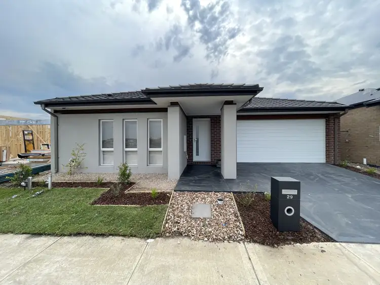 29 Pendower Way