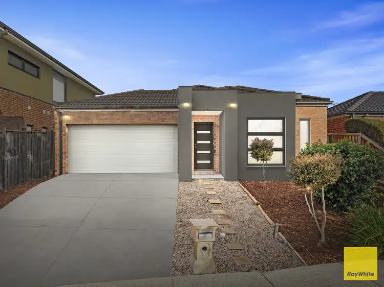 27 Maremma Drive