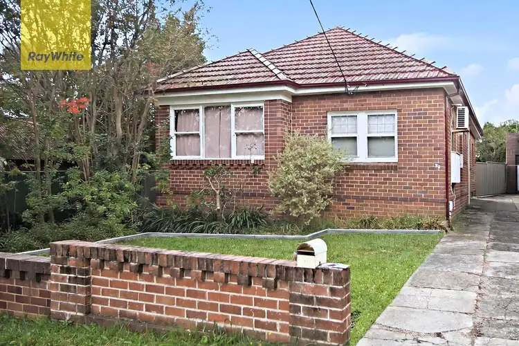 32 TAYLOR ST
