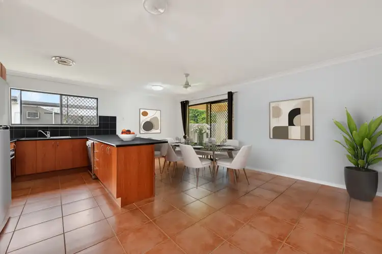 16 Lemonwood Court