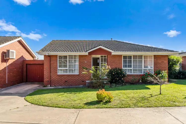 5 Raymond Street
