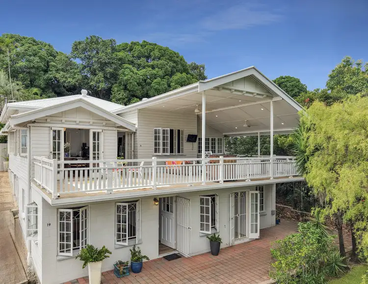 19 Murray Street