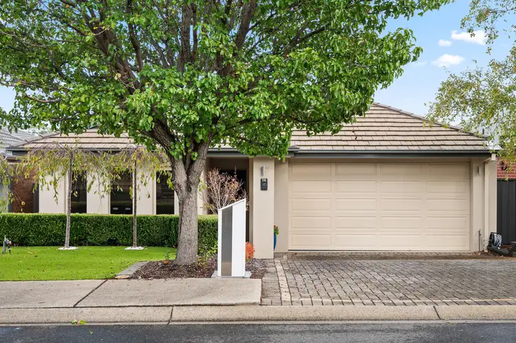 36 Rogerson Circuit