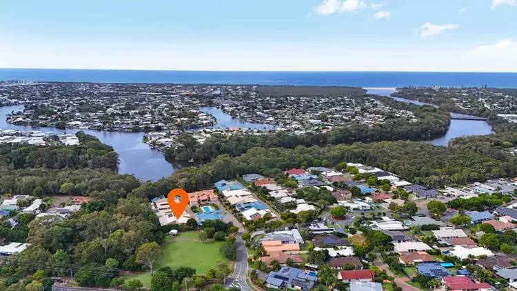 9 Lomandra Drive