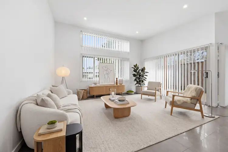 10 Corsair Grove