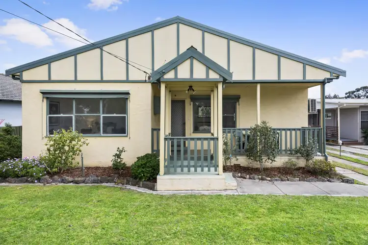 1 Karri Court