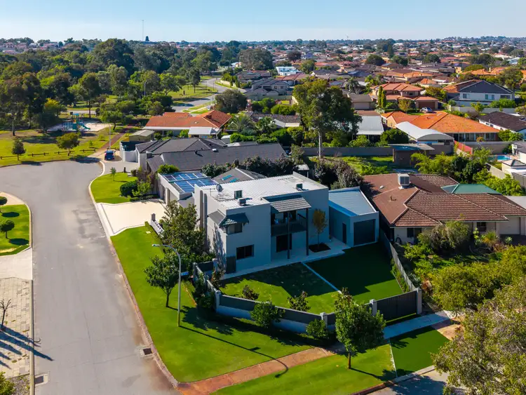 30 Landrail Road