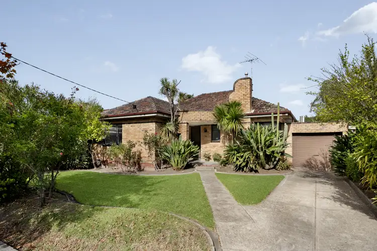 33 Madeline Street