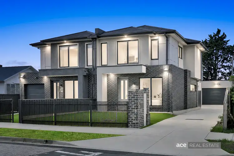 5 Wackett Street