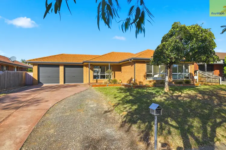 31 Clifton Drive