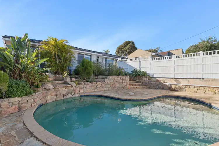 23 Currajong Crescent