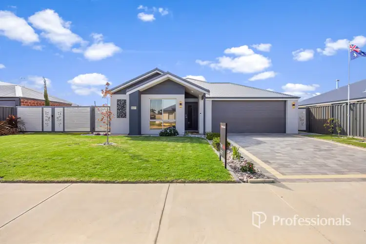 11 Ketteridge Street