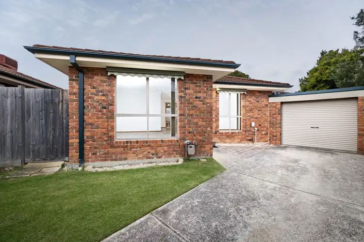 12 Knott Court