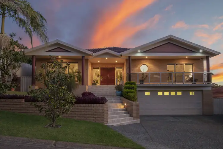 28 Ridgewood Crescent