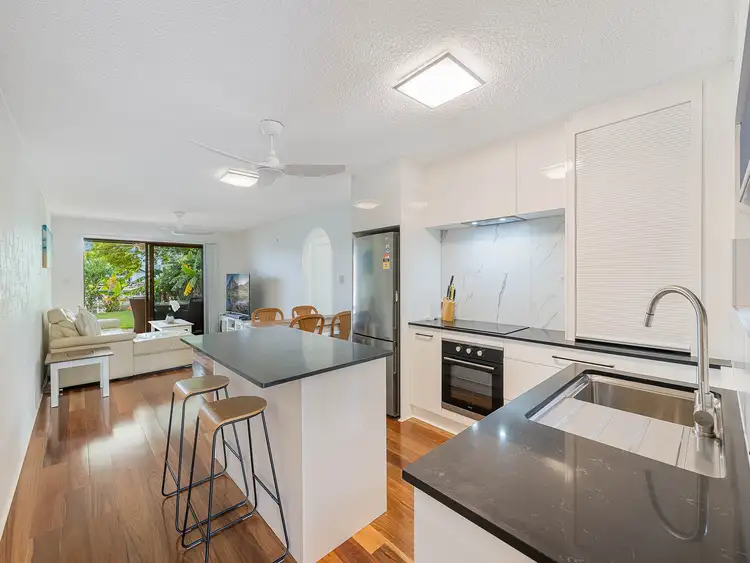 Seventh view of Homely unit listing, 2/10 Pangarinda Place, Mooloolaba QLD 4557