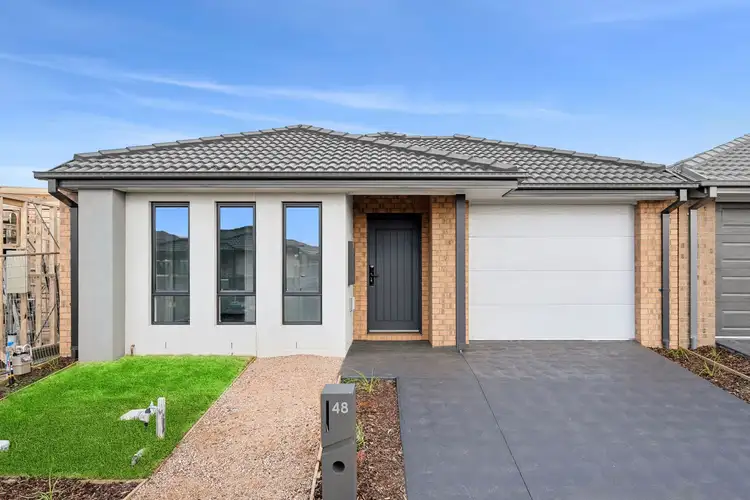 48 Skipper Avenue