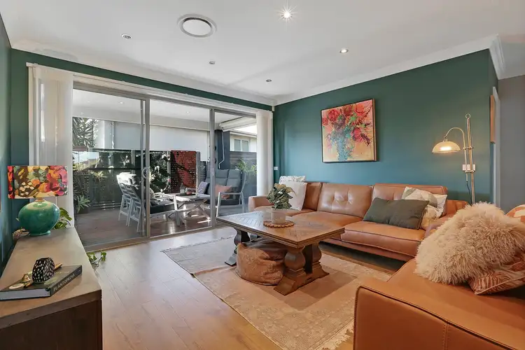 78-80 South Kiama Drive