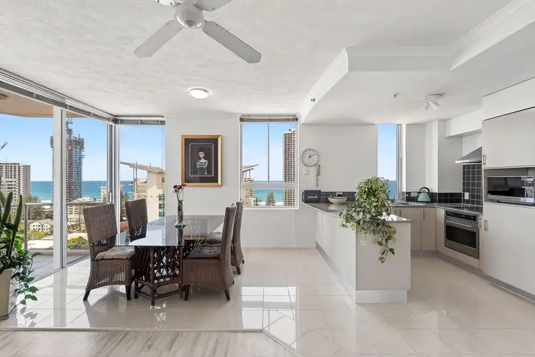 2894-2910 Gold Coast Highway