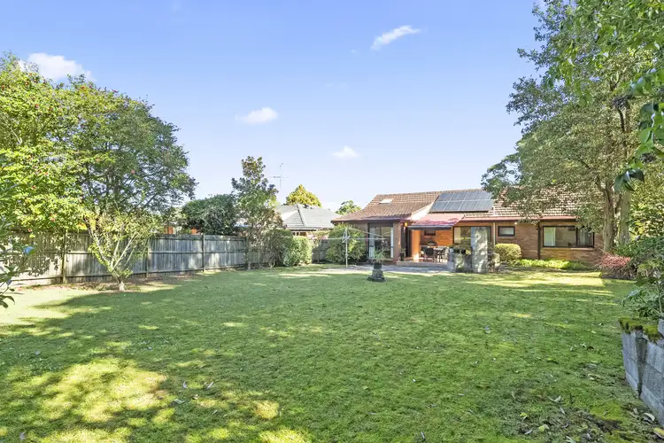 16 Yaralla Crescent