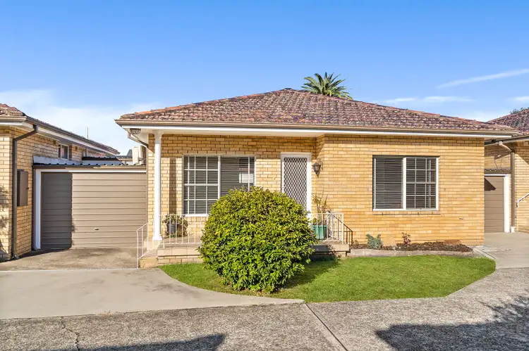 33-37 Austral Street