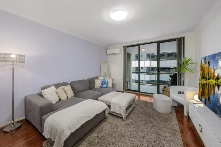 512/16-20 Meredith Street