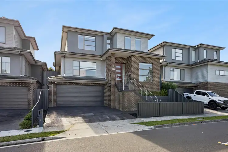 39B Tulip Cres
