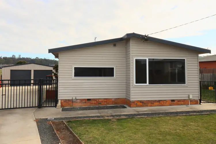 4 Raglan Street