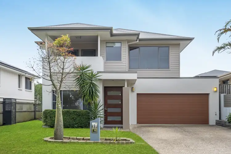 19 Cooper Crescent