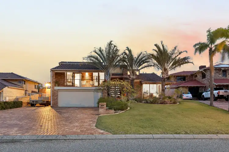 21 Barranjoey Way