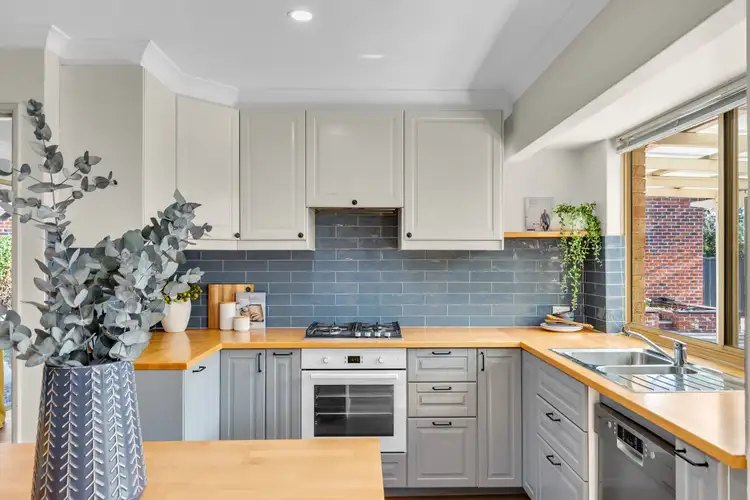 52a Alexandra Place