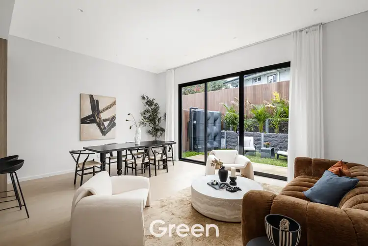 3B Lawrence Street