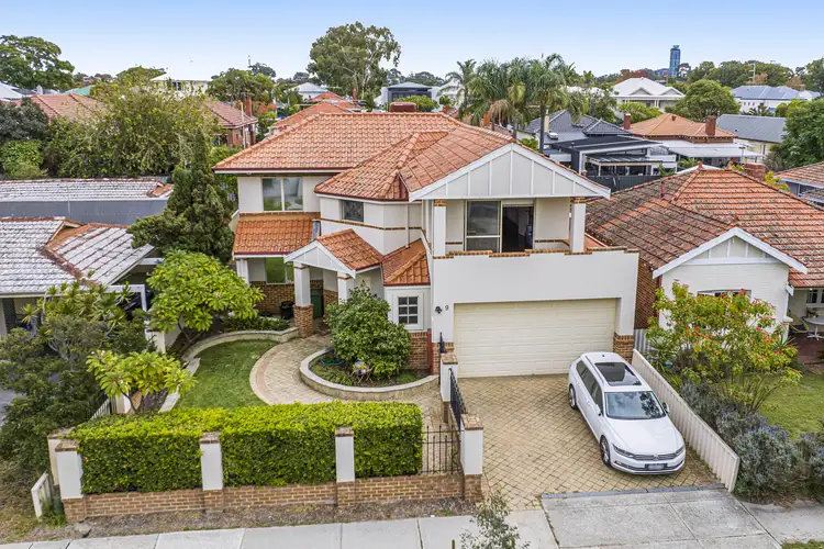 9 Wattle Street