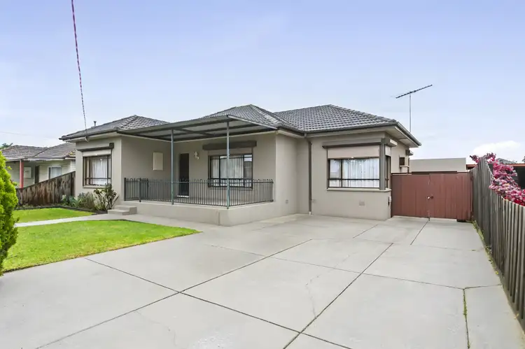 12 Lindenow Street