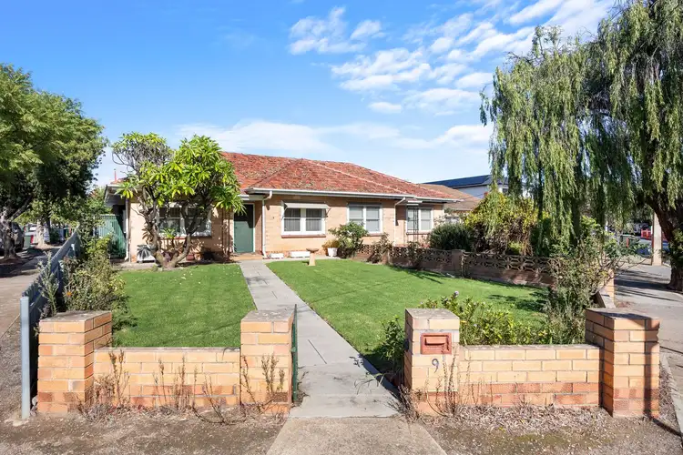9 Wattle Terrace