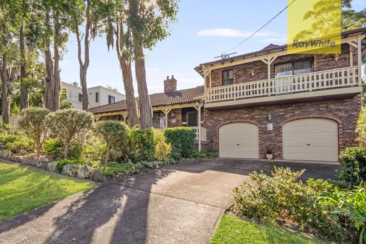 57 Greens avenue