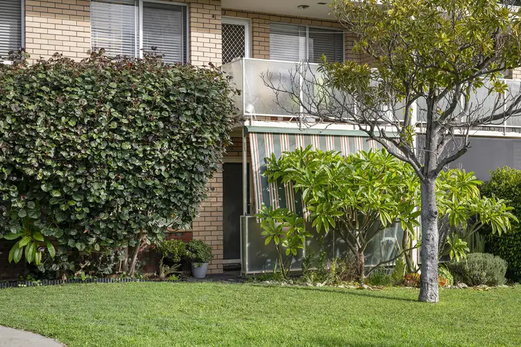 4 Villiers Street
