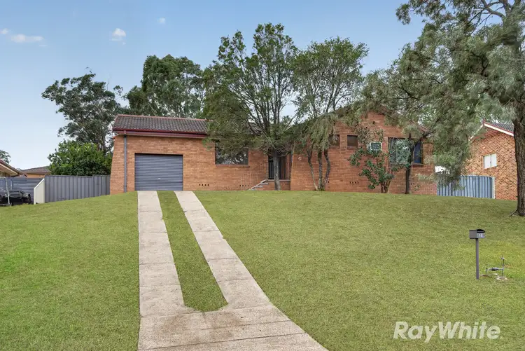12 Chablis Close