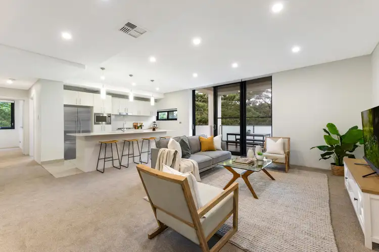1-5 Lynbara Avenue