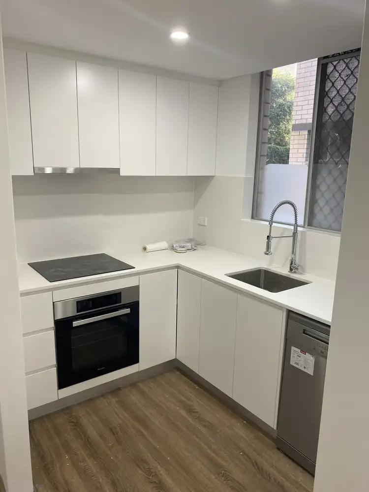 4/23 Campbell Street