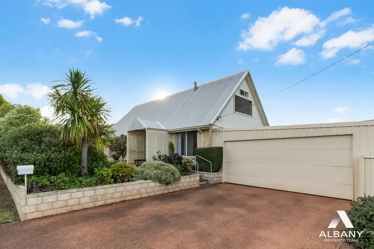 21 Elizabeth Street