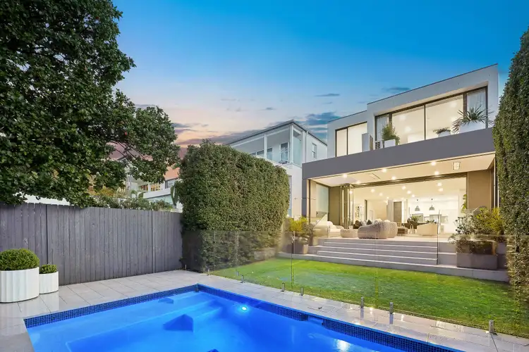 58 Gilgandra Road