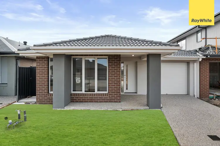 76 Castlecrag Way